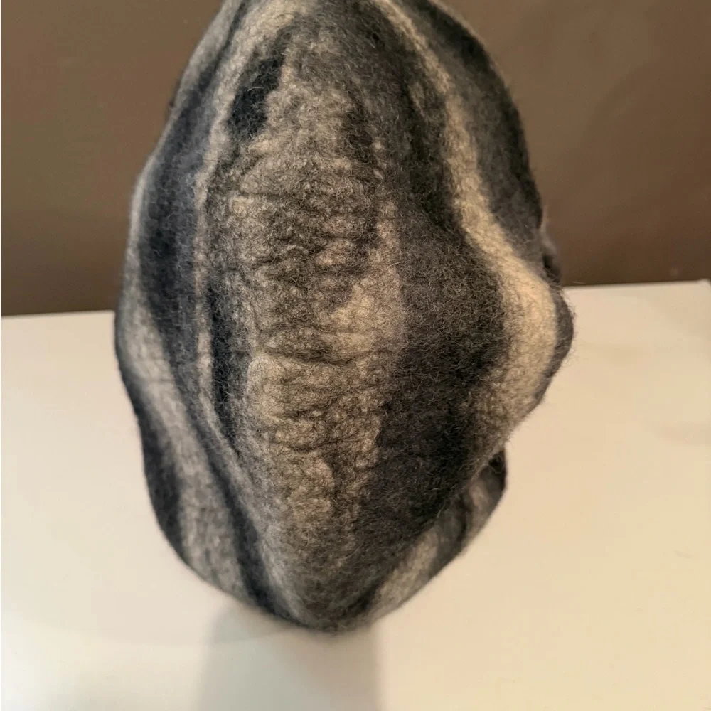 Striped Gray Felt Cat Cave Bed - Cozy Hideaway for Cats